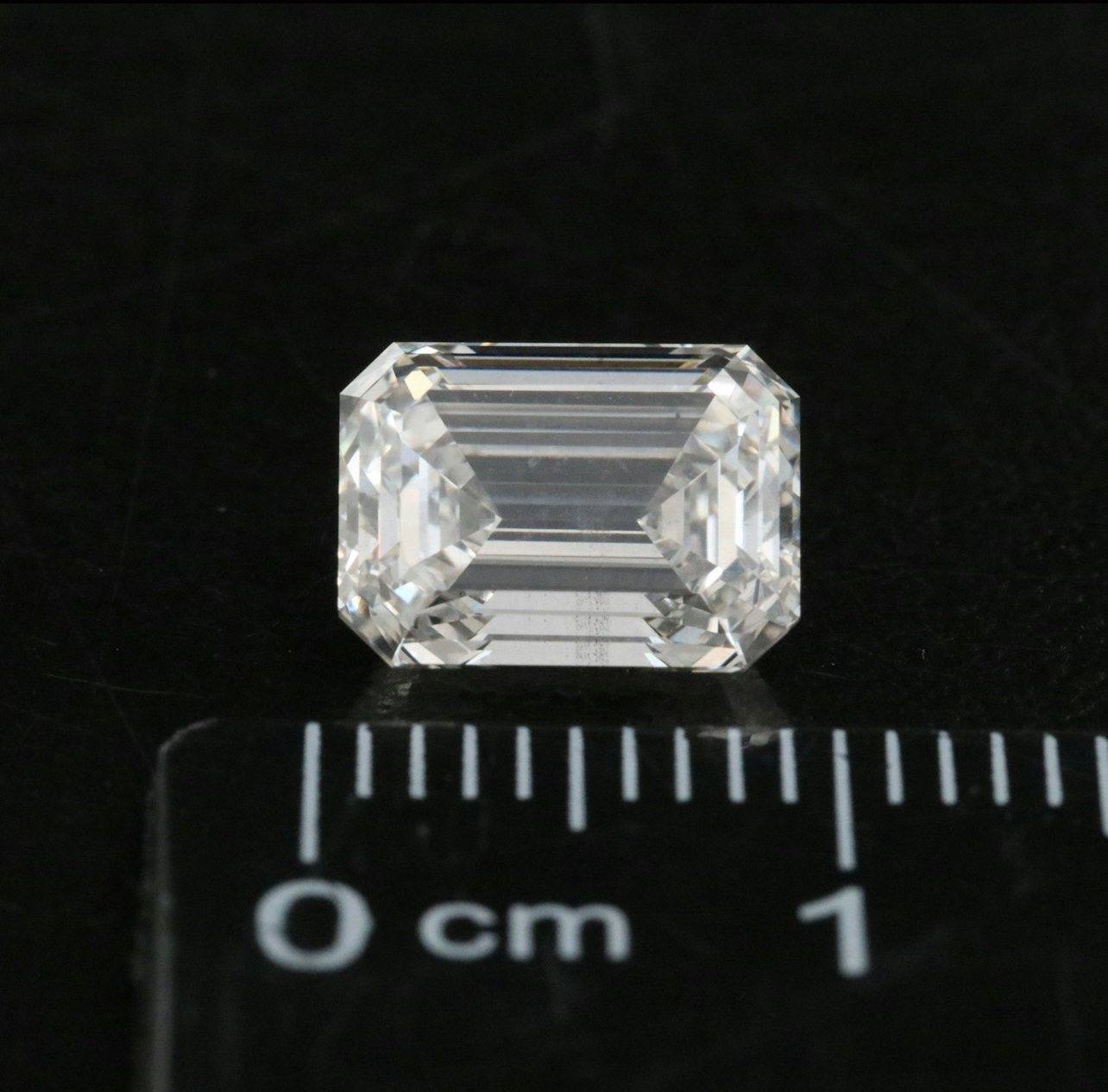 IGI 2.50 Carat G SI1 Emerald Lab Grown Diamond Loose Diamond - Image 5