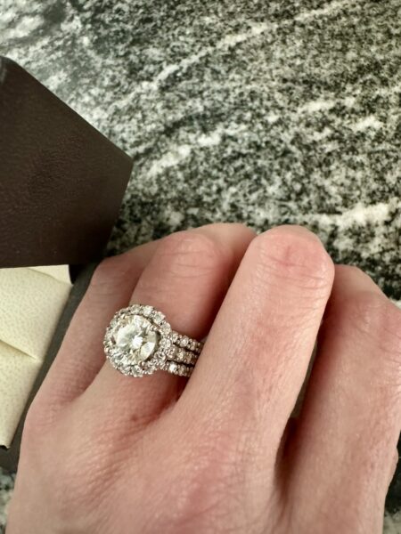 IGI 2.9 Carat F VS2 Round Lab Grown Diamond Ring