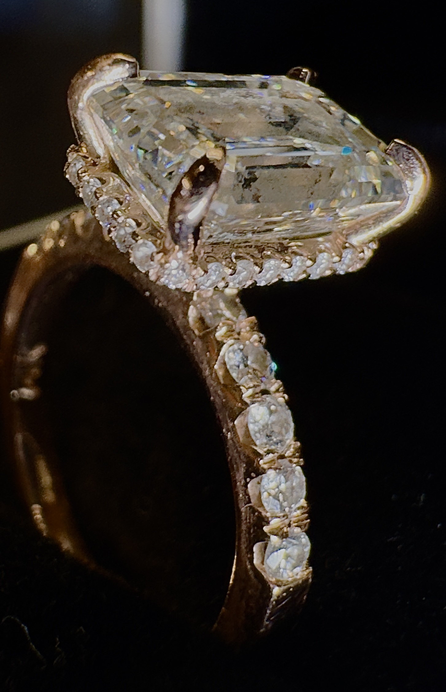 Not Sure/Unknown 3.01 Carat J VS1 Emerald Natural Diamond Diamond Ring - Image 8