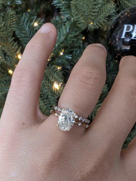 IGI 1.90 Carat F VVS2 Oval Lab Grown Diamond Ring