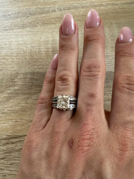 Not Sure/Unknown 3.07 Carat F VVS2 Princess Lab Grown Diamond Ring - Image 2