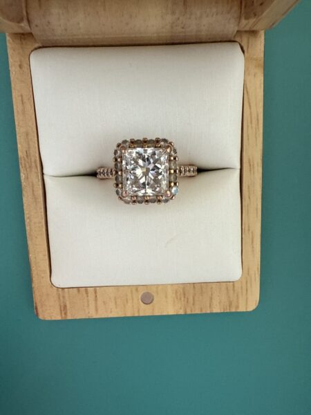 3.69 Carat E VVS2 Princess Lab Grown Diamond Ring - Image 4