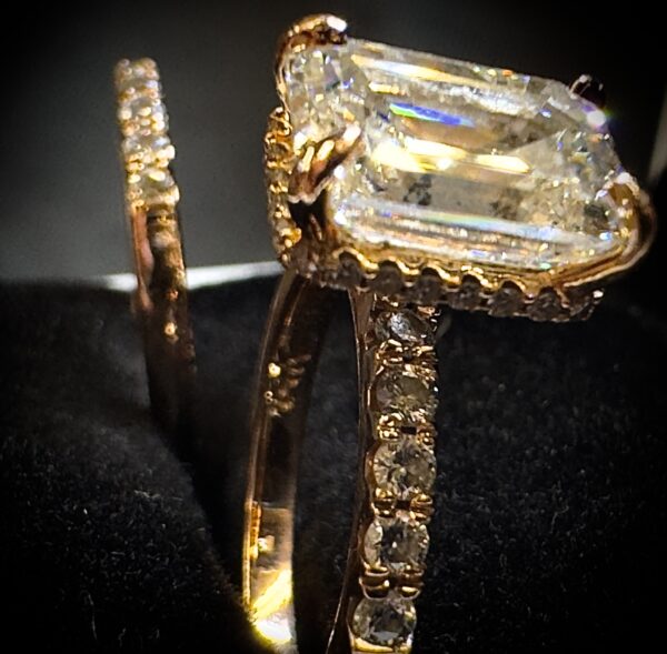 Not Sure/Unknown 3.01 Carat J VS1 Emerald Natural Diamond Diamond Ring - Image 17