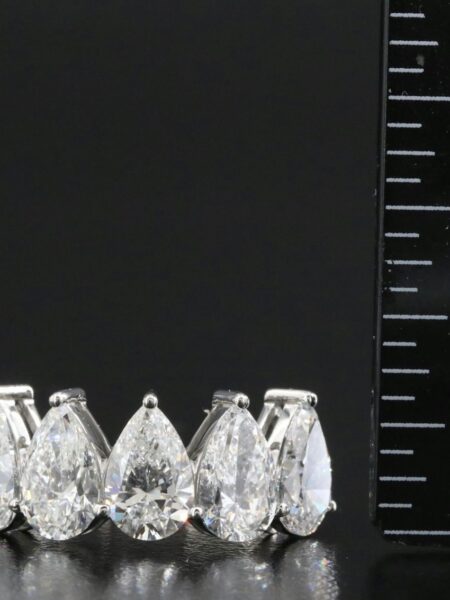 Not Sure/Unknown 4.1 Carat E VVS1 Pear Lab Grown Diamond Ring - Image 6