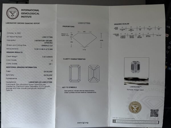 IGI 3.33 Carat E VS1 Emerald Lab Grown Diamond Ring - Image 6