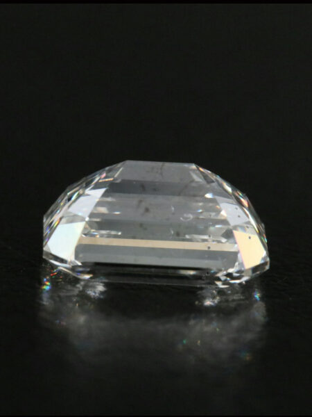 IGI 2.50 Carat G SI1 Emerald Lab Grown Diamond Loose Diamond - Image 2