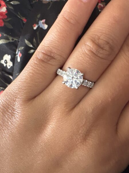 Not Sure/Unknown 2.20 Carat D VVS2 Round Lab Grown Diamond Ring - Image 2