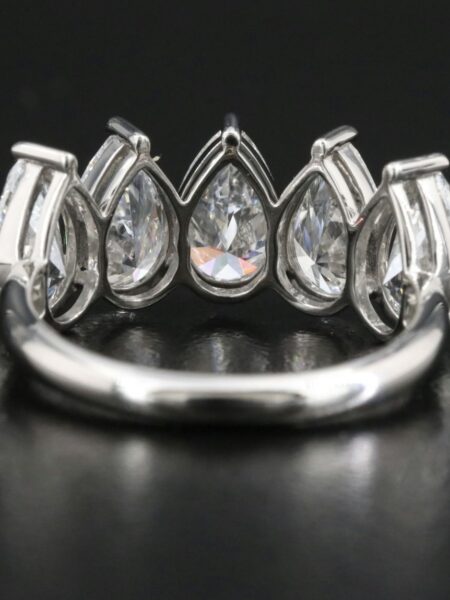 Not Sure/Unknown 4.1 Carat E VVS1 Pear Lab Grown Diamond Ring - Image 4