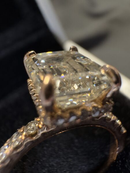 Not Sure/Unknown 3.01 Carat J VS1 Emerald Natural Diamond Diamond Ring - Image 16