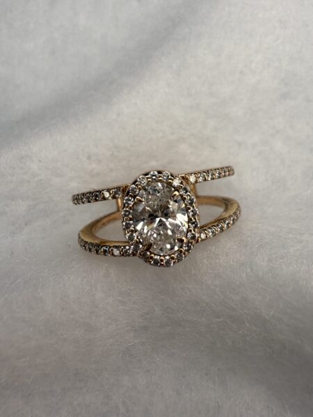 IGI .75 Carat E VS1 Oval Lab Grown Diamond Ring - Image 3