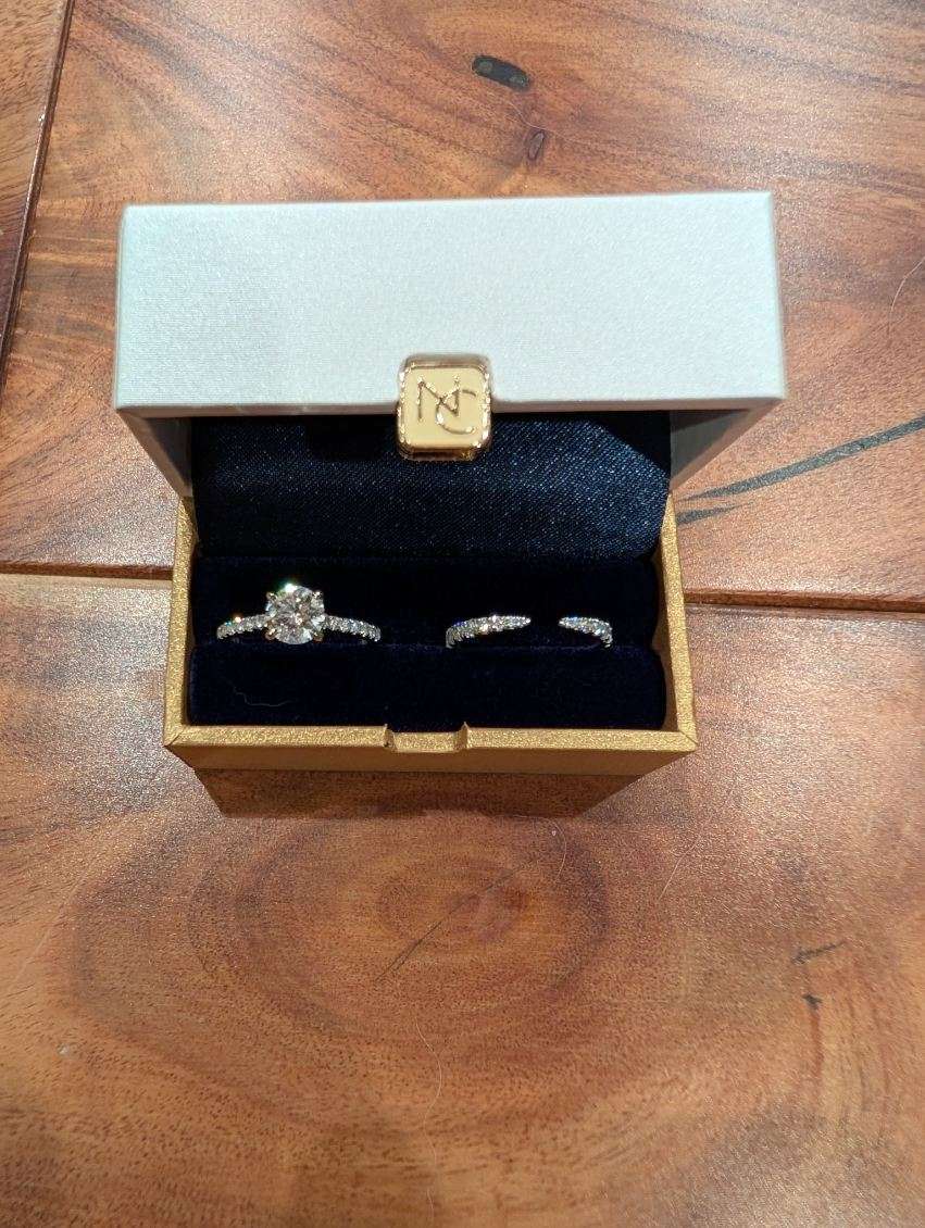 IGI 1.0 Carat E VS1 Round Lab Grown Diamond Ring - Image 3