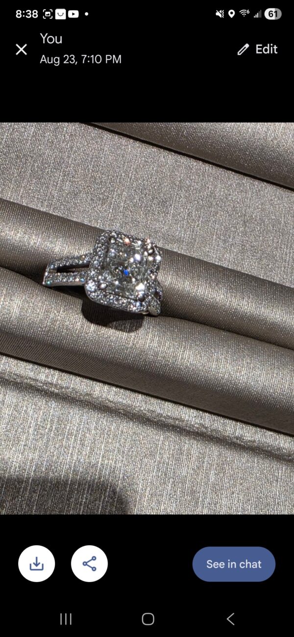 EGL 2.7 Carat I VS2 Radiant Natural Diamond Diamond Ring - Image 5