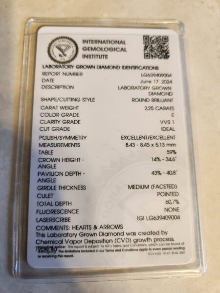 IGI 2.25 Carat V VVS1 Round Lab Grown Diamond Ring - Image 4