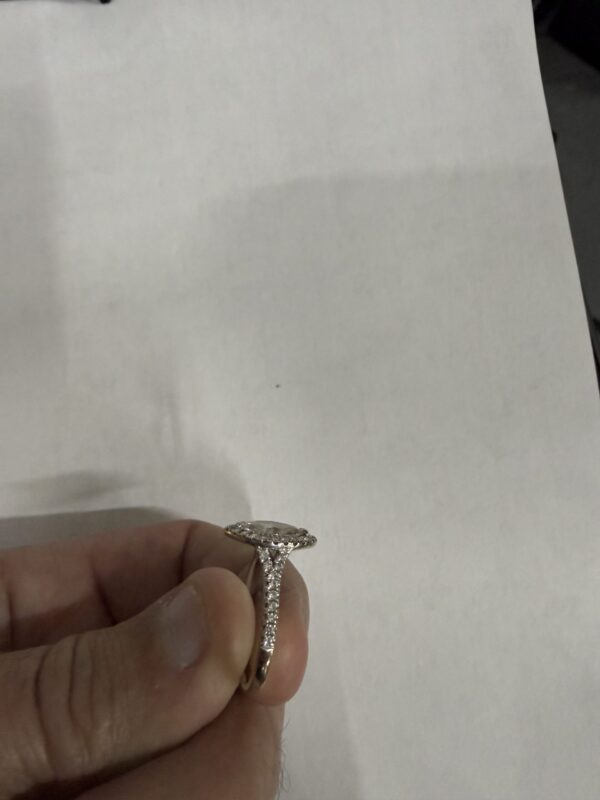 IGI 1.03 Carat G VVS1 Marquise Lab Grown Diamond Ring - Image 4