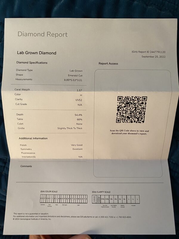 1.5 Carat H VVS2 Emerald Lab Grown Diamond Ring - Image 5