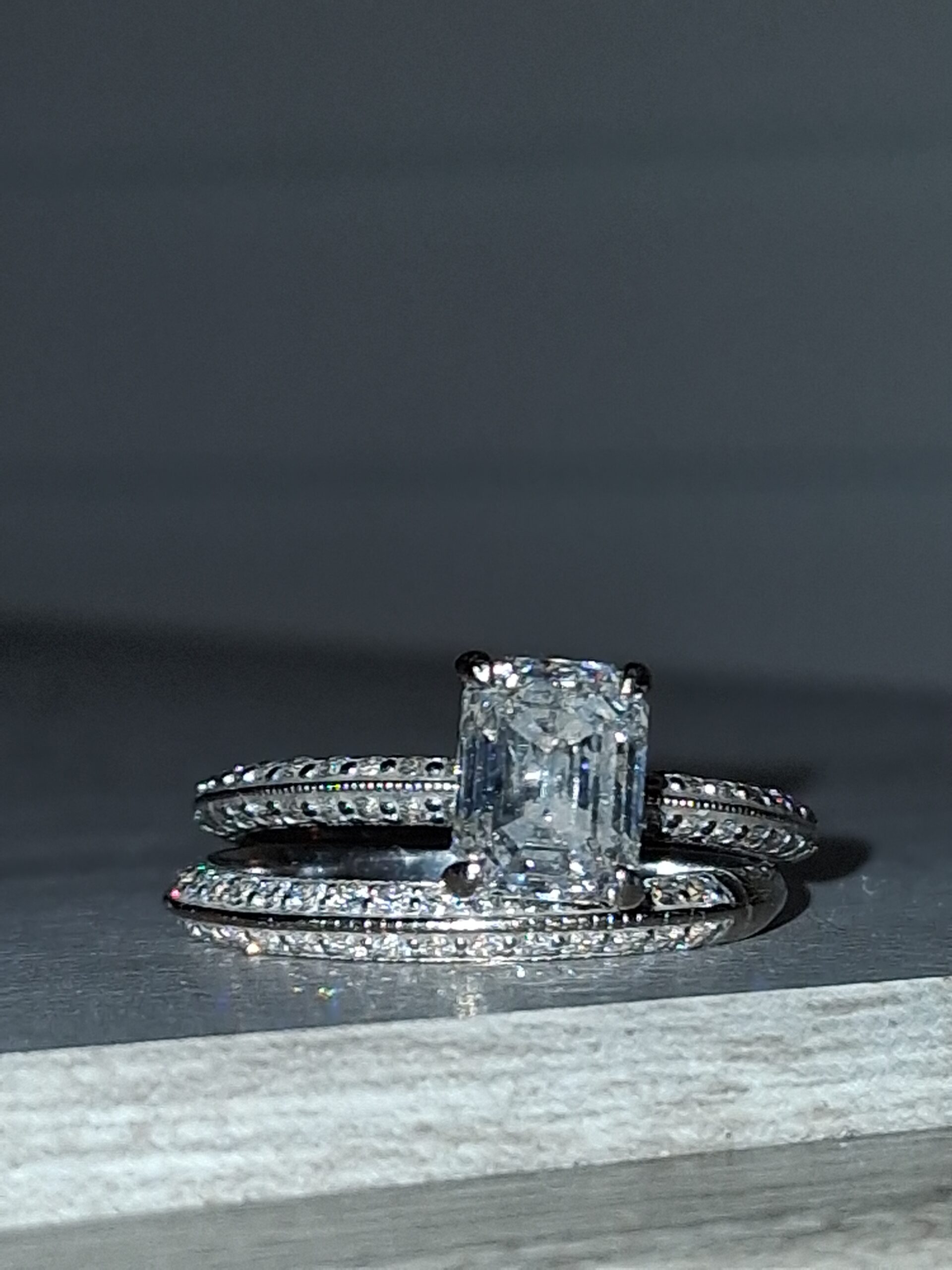 1.63 Carat D VVS2 Emerald Natural Diamond Ring - Image 1