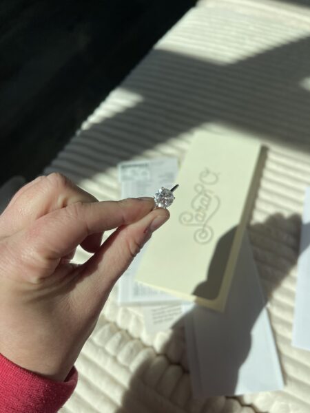 IGI 3.09 Carat D VS1 Round Lab Grown Diamond Ring - Image 5