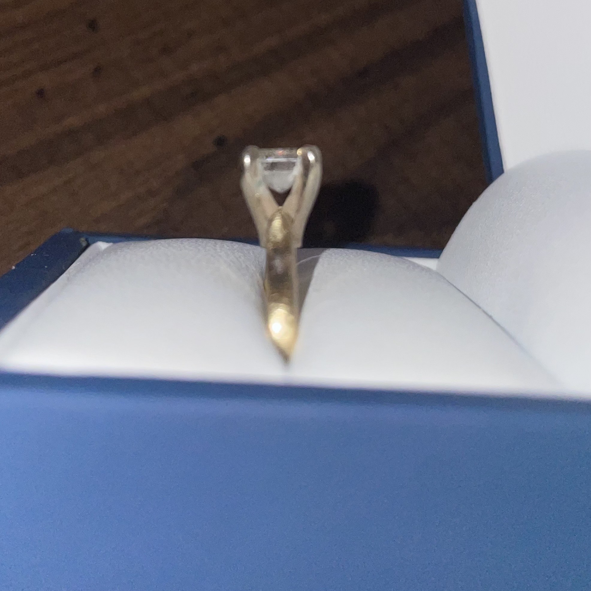 IGI 1.5 Carat H VS2 Emerald Lab Grown Diamond Ring - Image 3