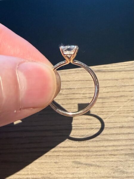 IGI 1.73 Carat F VS1 Radiant Lab Grown Diamond Ring - Image 9