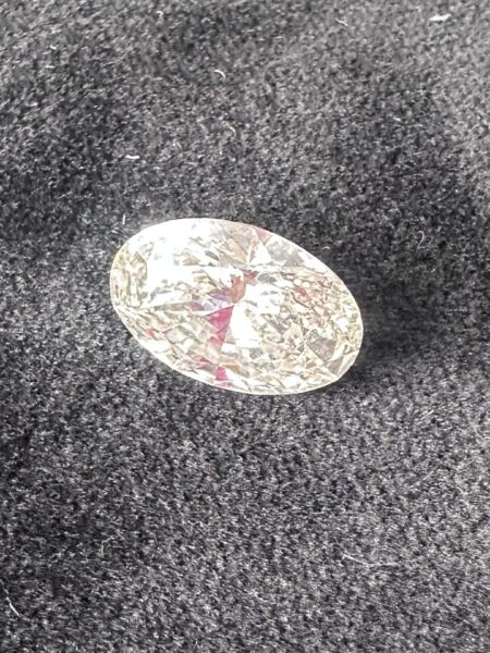 IGI 5.39 Carat G VS1 Oval Lab Grown Diamond Loose Diamond - Image 4