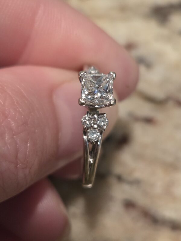 Not Sure/Unknown 0.76 Carat G I1 Princess Natural Diamond Diamond Ring - Image 3