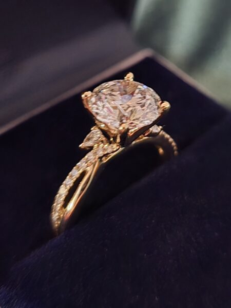 Not Sure/Unknown 2.57 Carat F VVS2 Round Lab Grown Diamond Ring