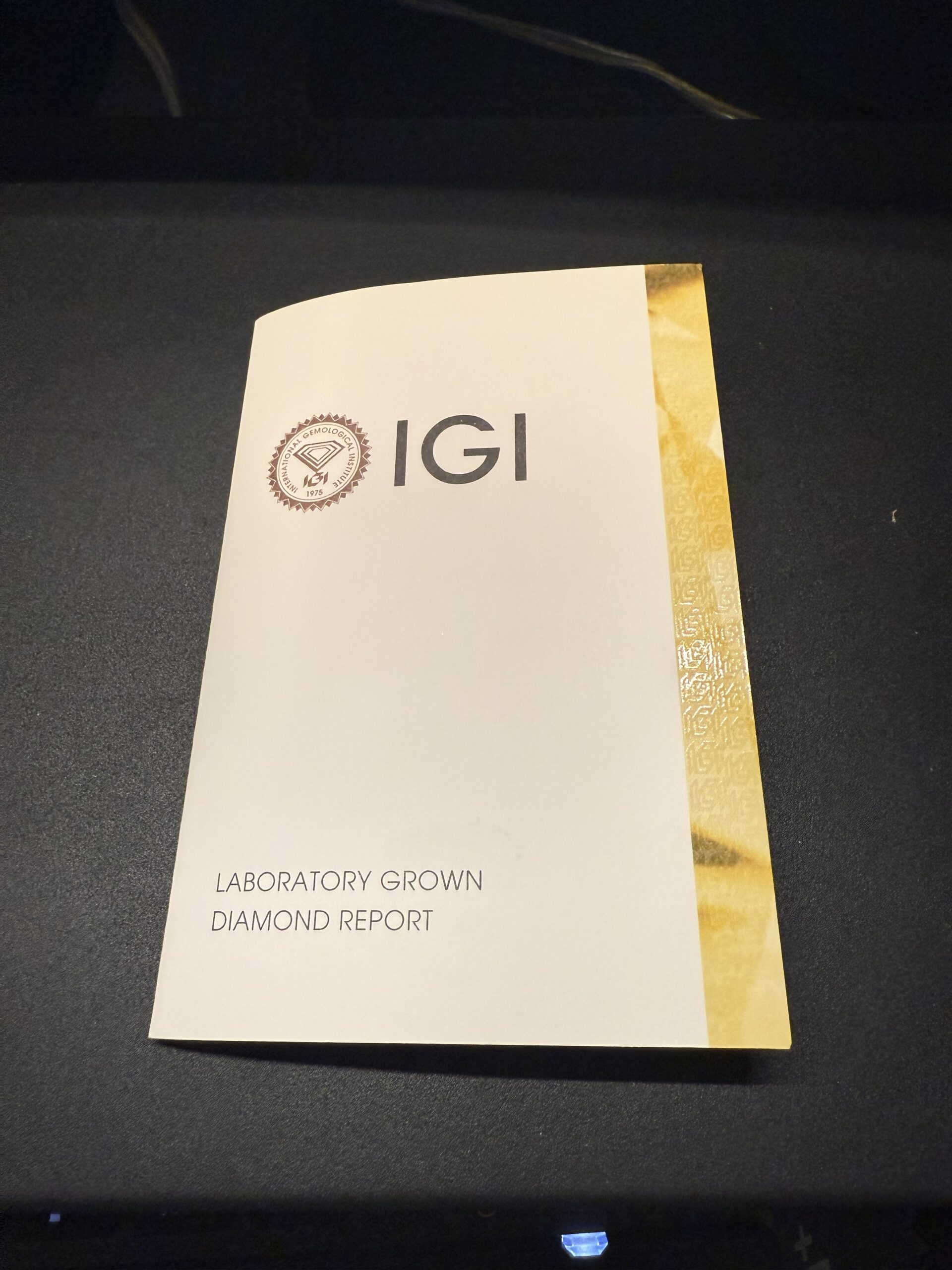 IGI 2.28 Carat D IF Emerald Lab Grown Diamond Ring - Image 9