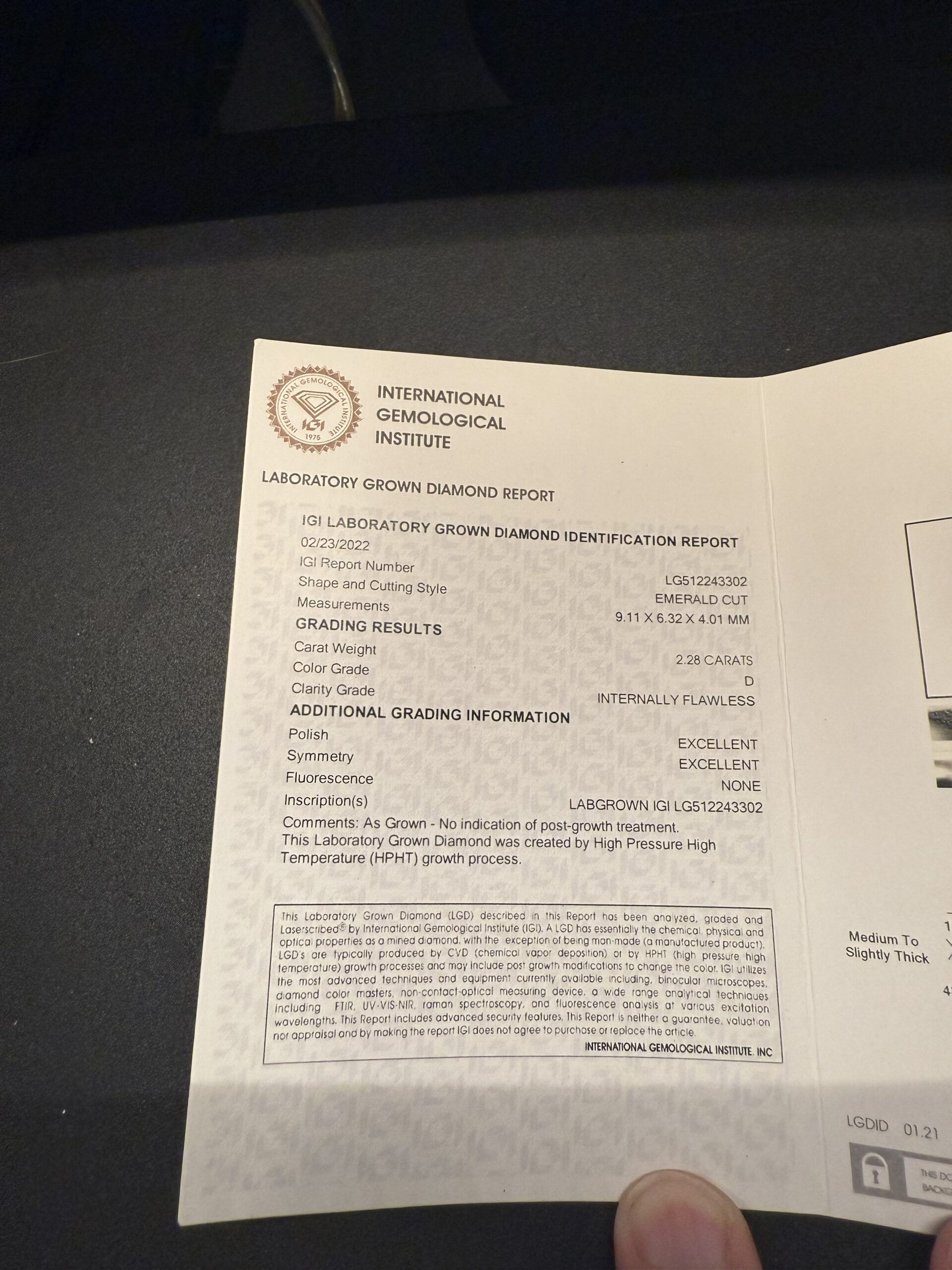IGI 2.28 Carat D IF Emerald Lab Grown Diamond Ring - Image 10
