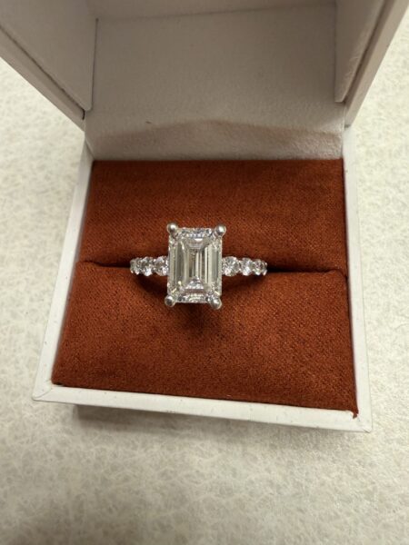 IGI 3.5 Total Carat E VVS2 Emerald Lab Grown Diamond Ring