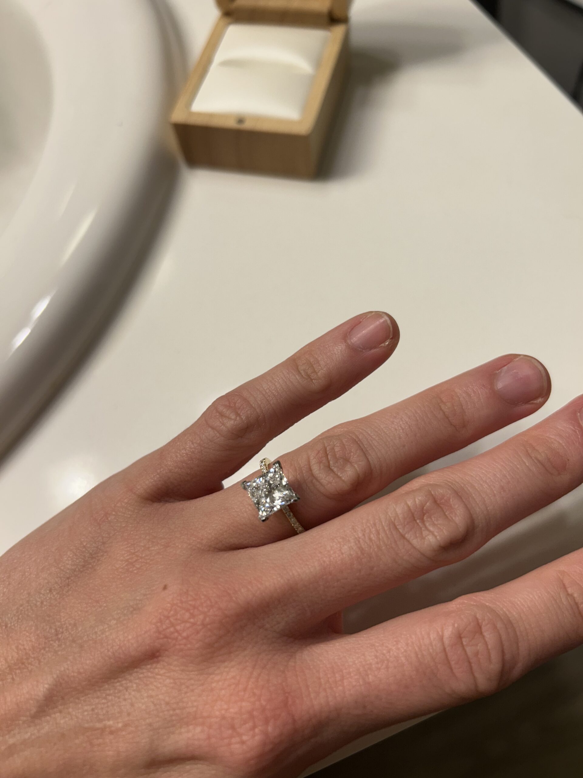 IGI 2.68 Carat D VVS2 Princess Lab Grown Diamond Ring - Image 2