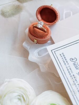 Not Sure/Unknown 2.65 Carat E VVS1 Oval Lab Grown Diamond Ring