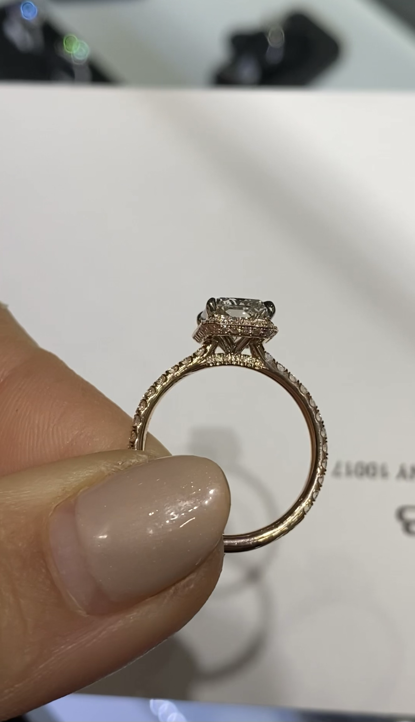 IGI 2.29 Carat F VS2 Radiant Lab Grown Diamond Ring - Image 3