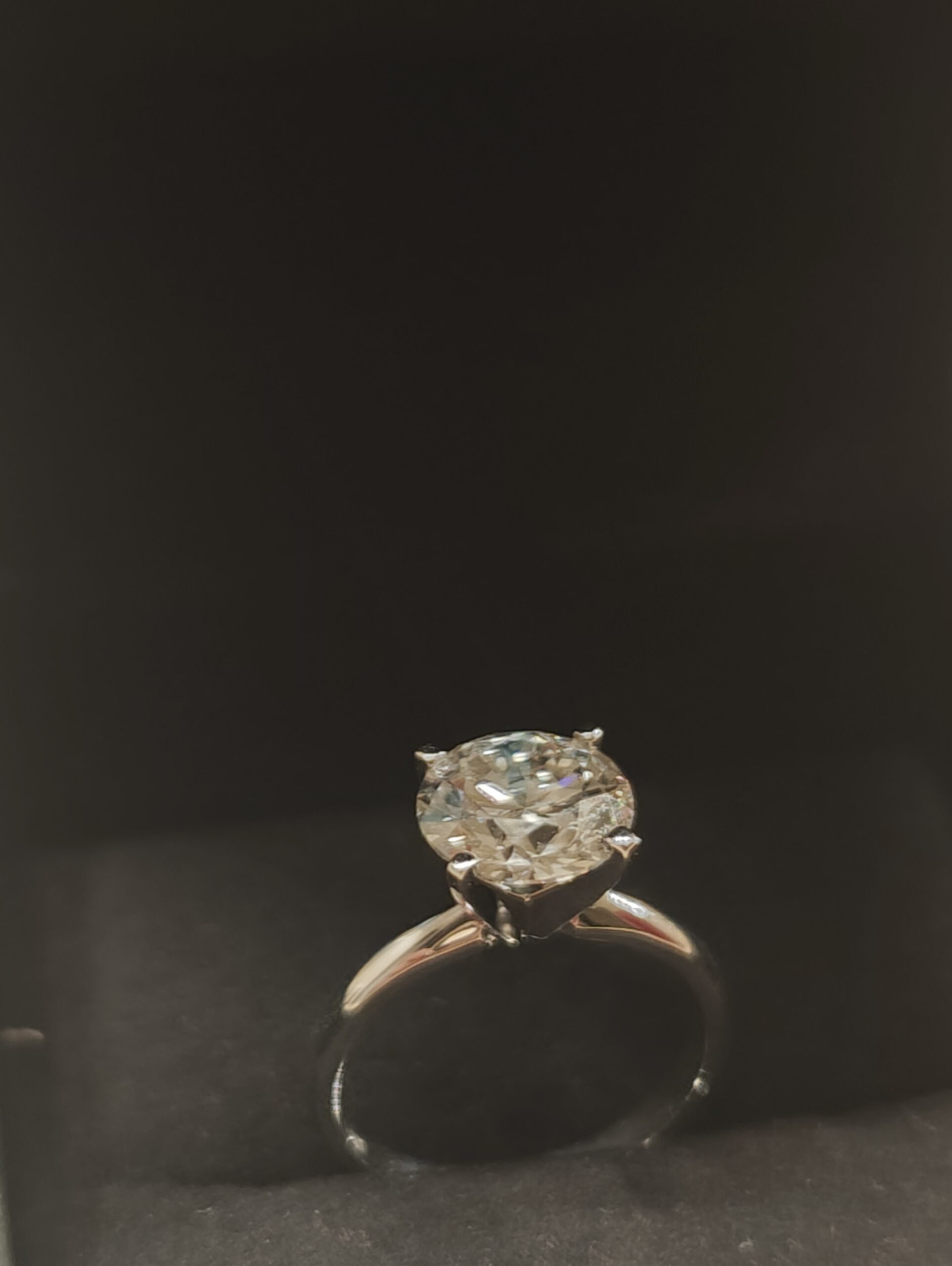 GSI 3.06 Carat H VS1 Round Lab Grown Diamond 14 Karat White Gold Ring - Image 4