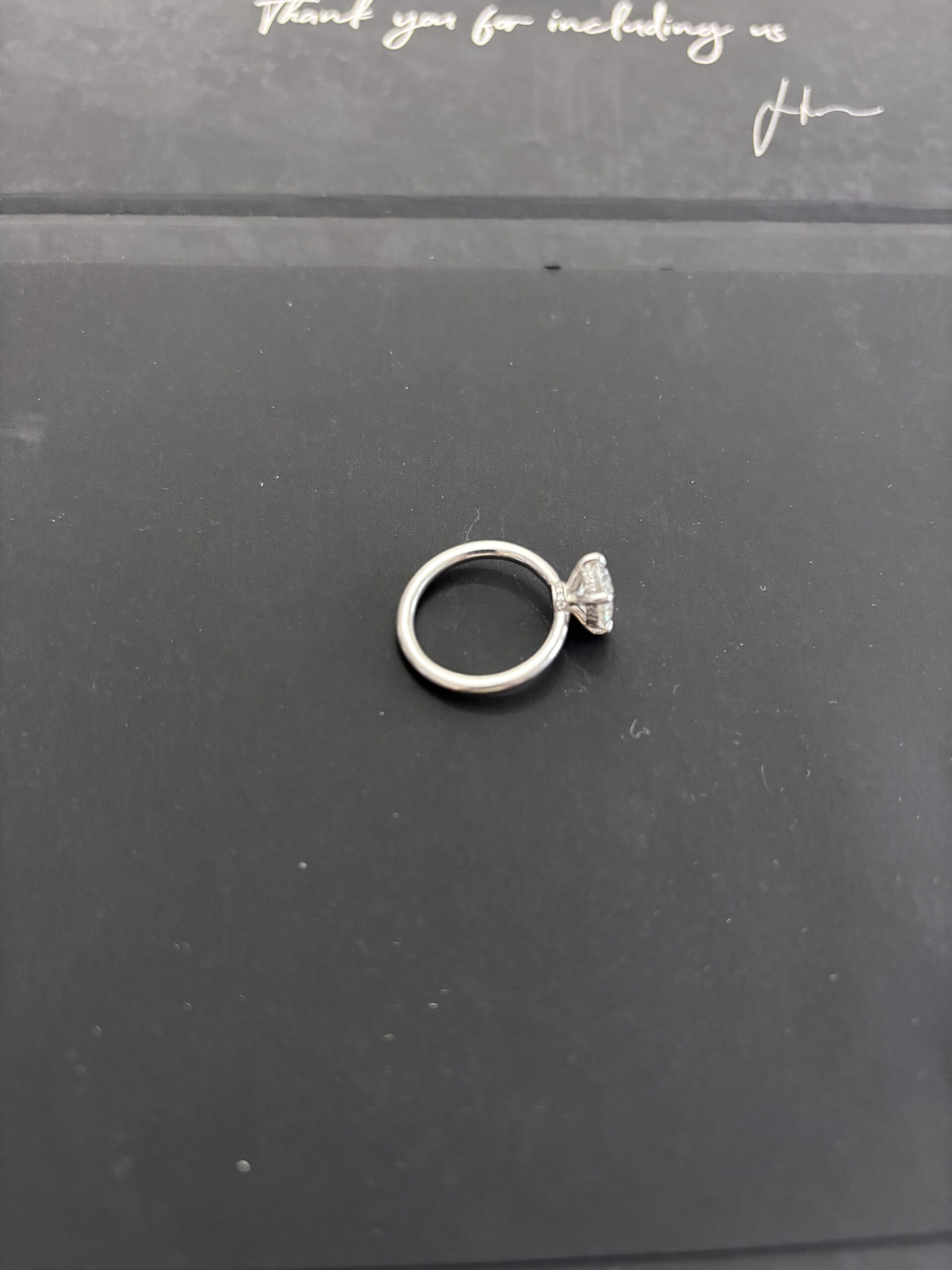 Not Sure/Unknown 1.81 Carat H VVS2 Oval Lab Grown Diamond Ring - Image 4