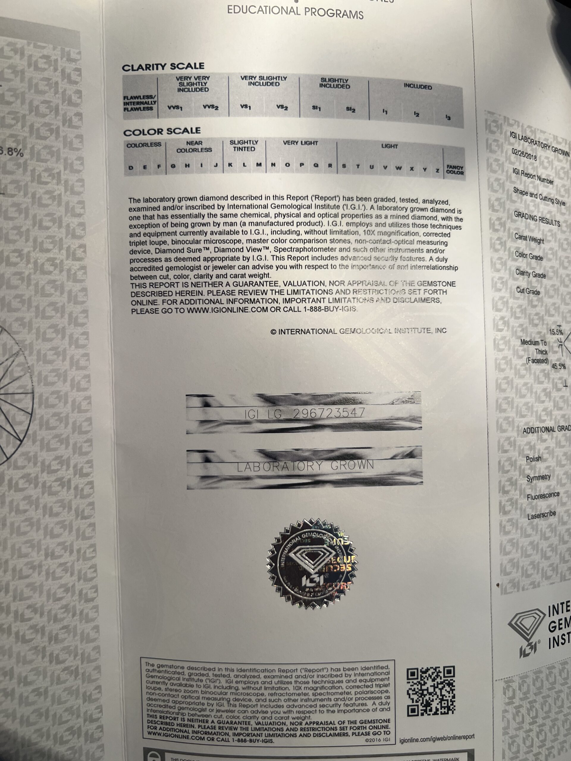 IGI 1.01 Carat D SI1 Oval Lab Grown Diamond Ring - Image 6