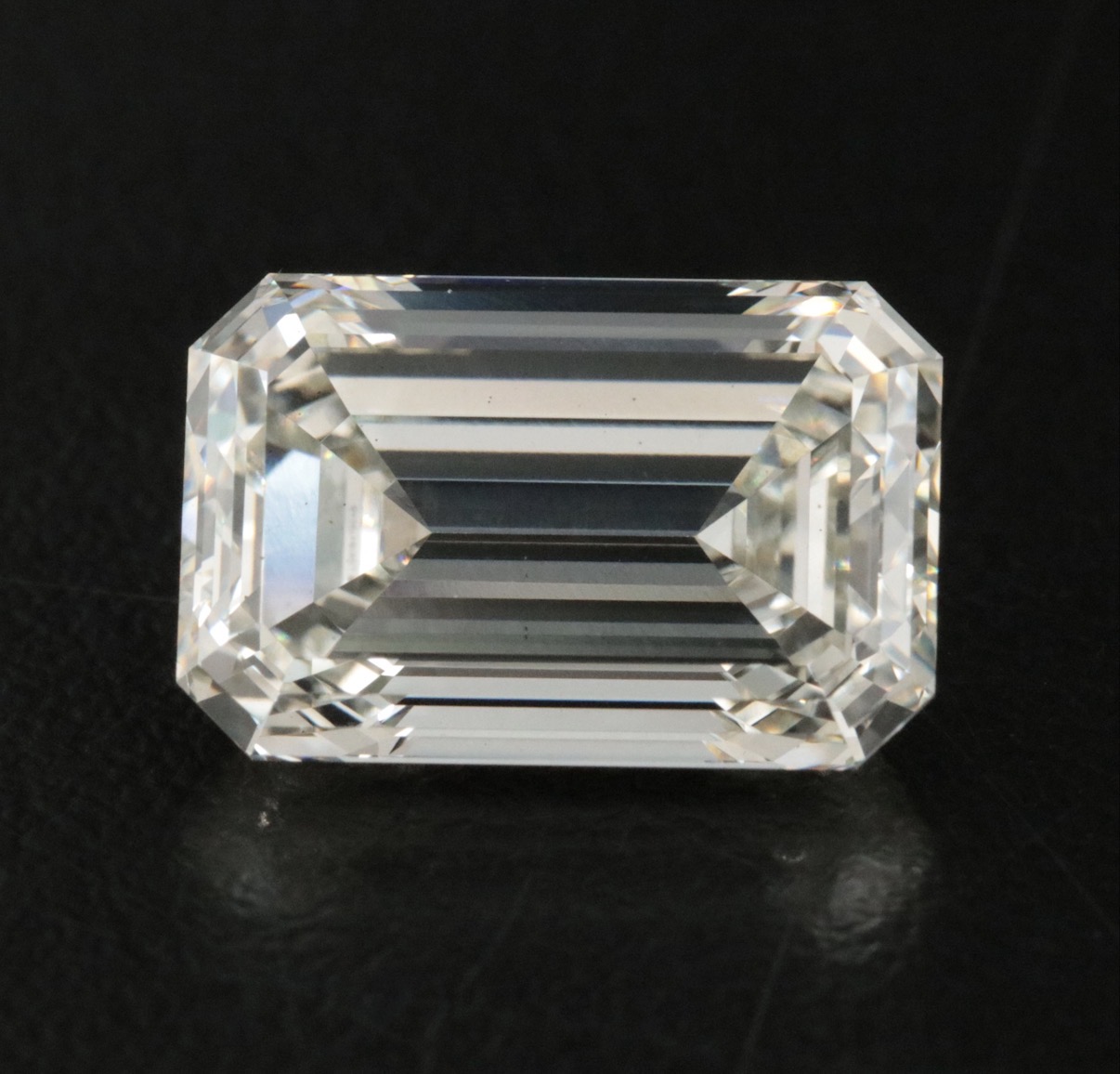 IGI 6.86 Carat J VS2 Emerald Lab Grown Diamond Loose Diamond - Image 7