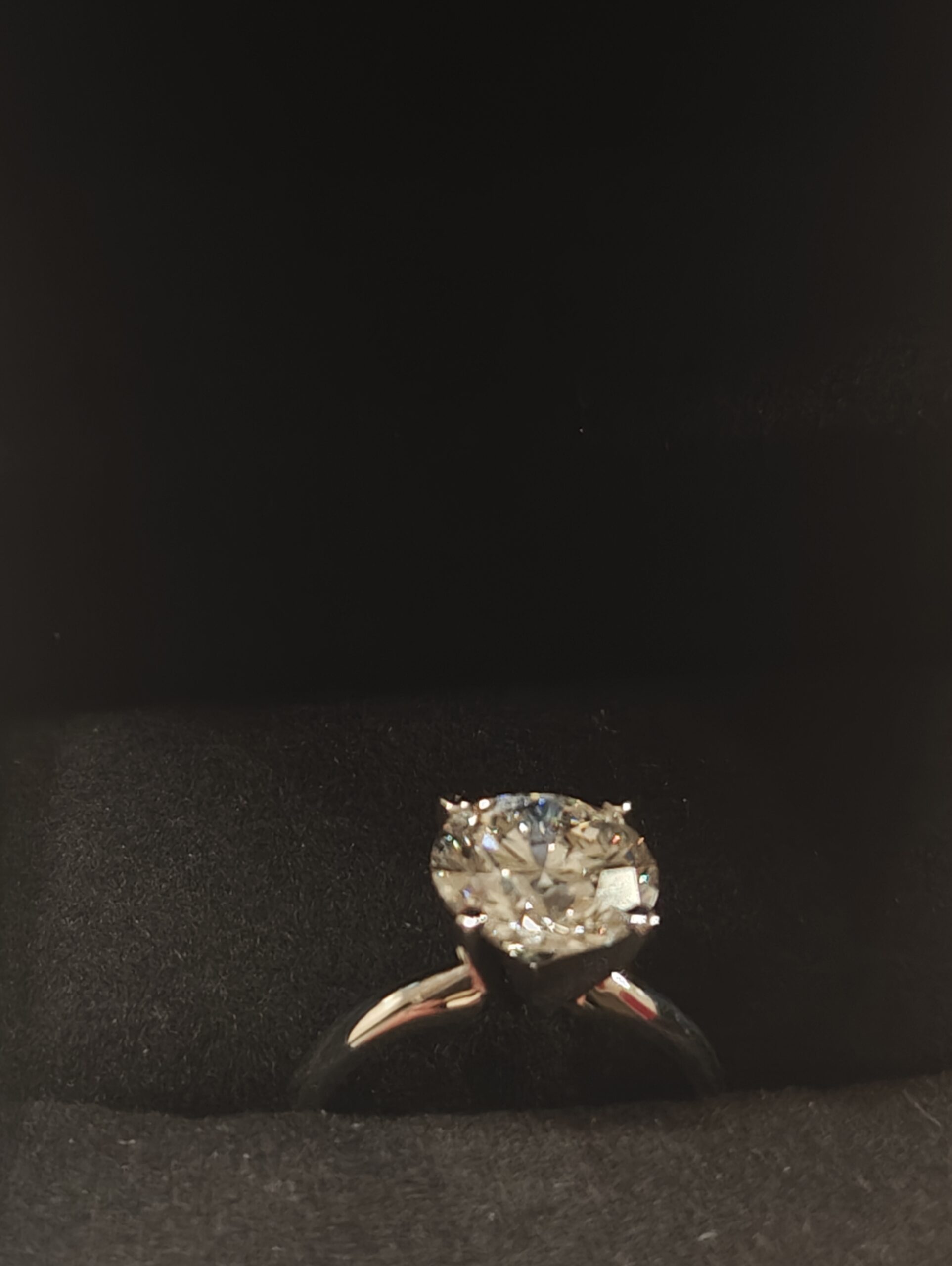 GSI 3.06 Carat H VS1 Round Lab Grown Diamond 14 Karat White Gold Ring - Image 3