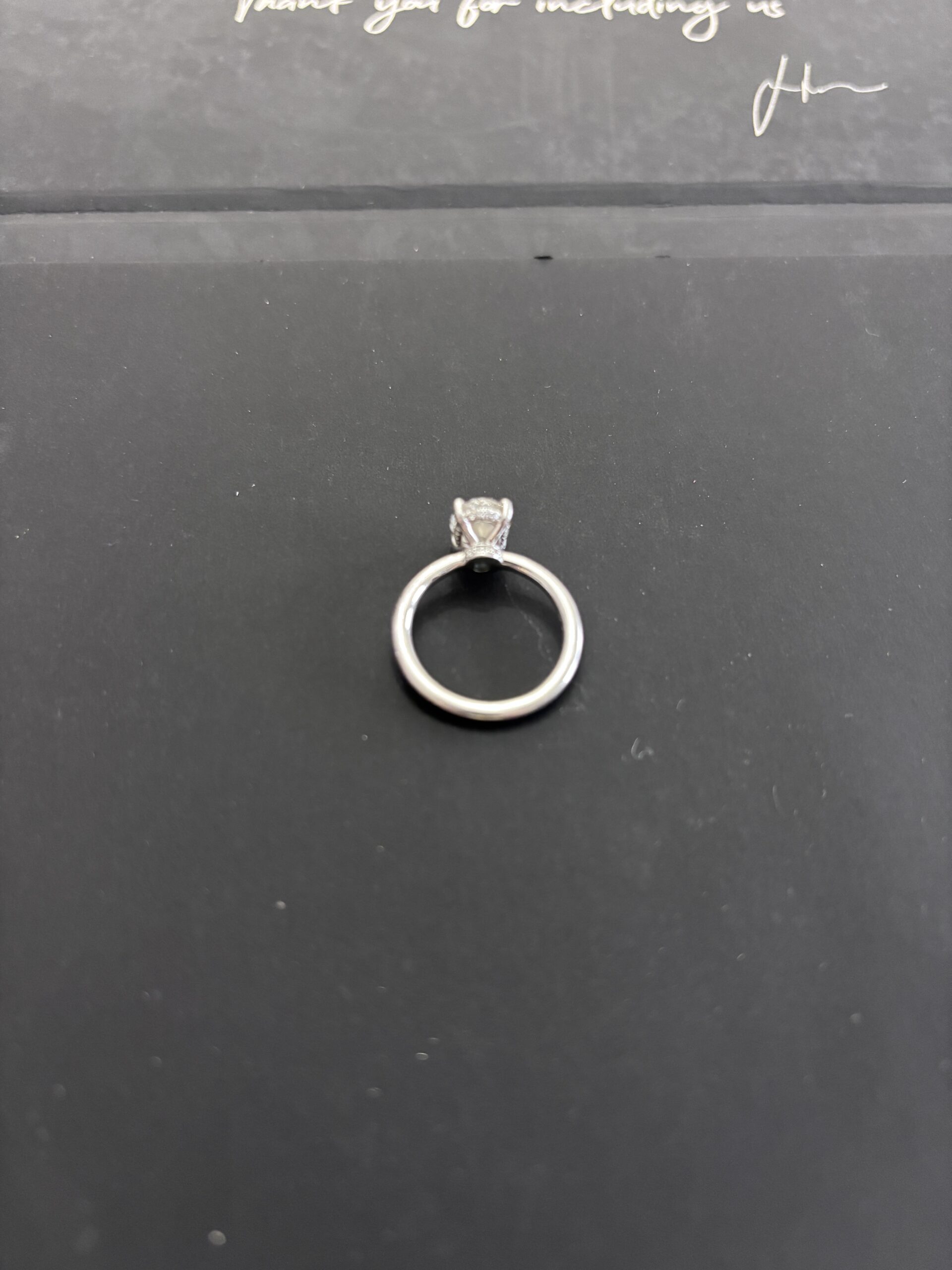 Not Sure/Unknown 1.81 Carat H VVS2 Oval Lab Grown Diamond Ring - Image 5