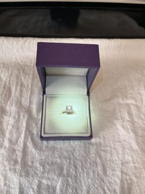 IGI 2.53 Carat G VS2 Round Lab Grown Diamond Ring