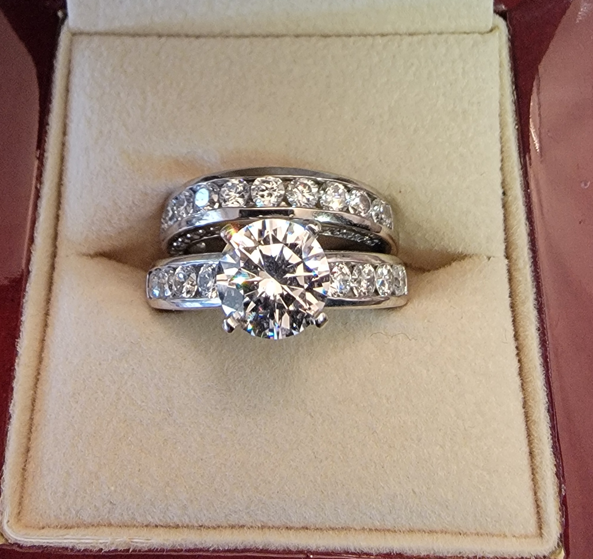 IGI 4.05 Carat D IF Round Lab Grown Diamond Ring - selling lab grown diamonds (e.g., affordable lab-grown loose diamonds with GIA certification)