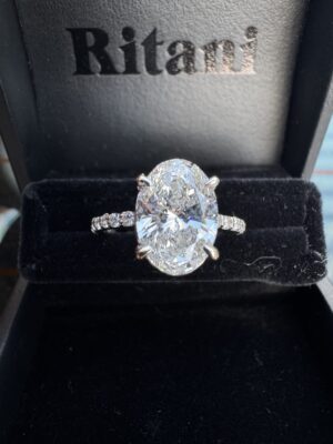 IGI 2.34 Carat D VVS1 Oval Lab Grown Diamond Ring