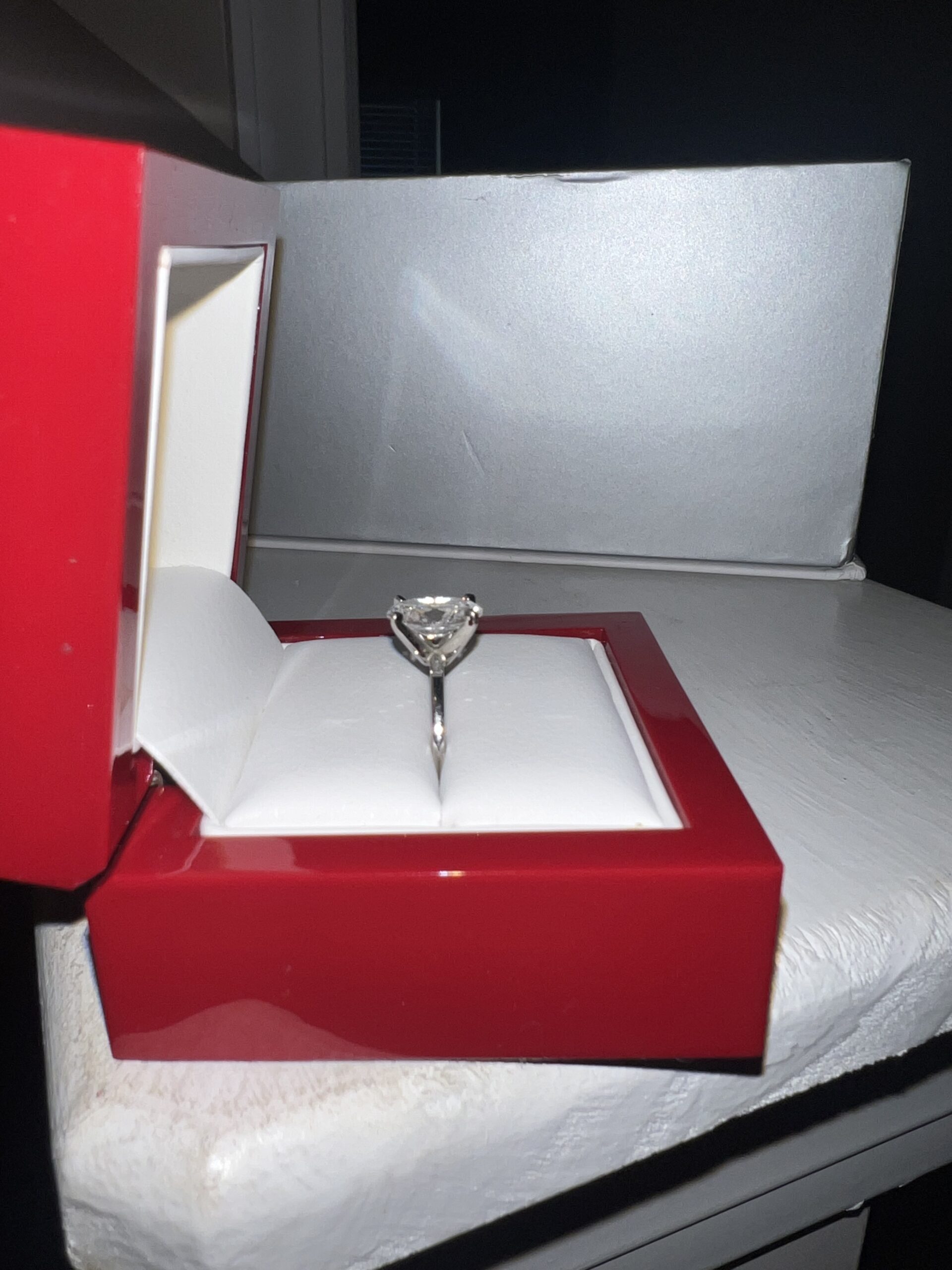 Not Sure/Unknown 2.19 Carat D VVS2 Oval Lab Grown Diamond Ring - Image 3