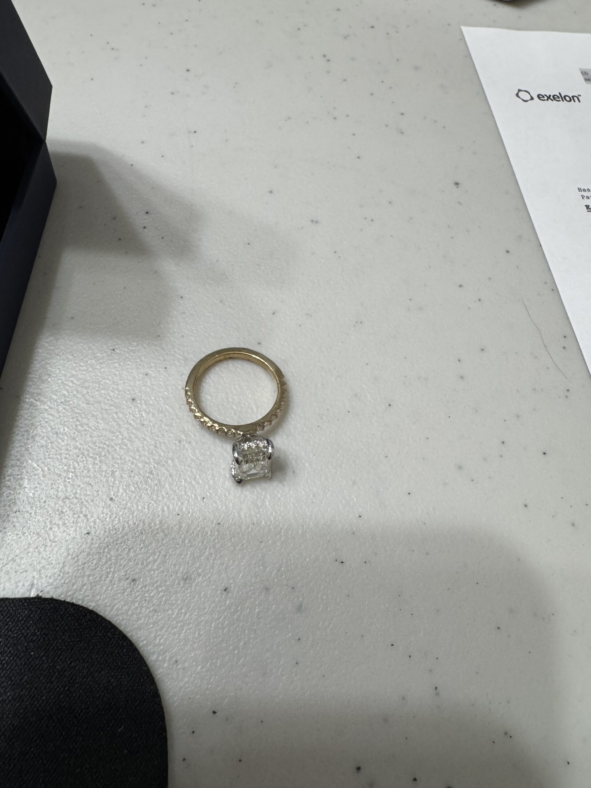 IGI 3.29 Carat J VVS2 Emerald Lab Grown Diamond Ring - Image 3