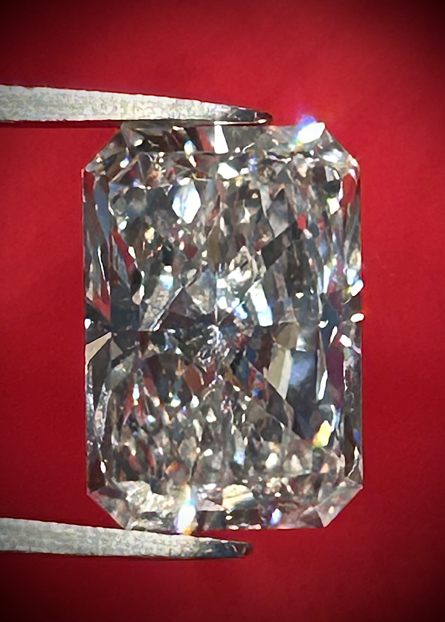 IGI 3.10 Carat G VVS2 Asscher Lab Grown Loose Diamond - Buy synthetic diamonds (e.g., affordable lab-grown loose diamonds with GIA certification)