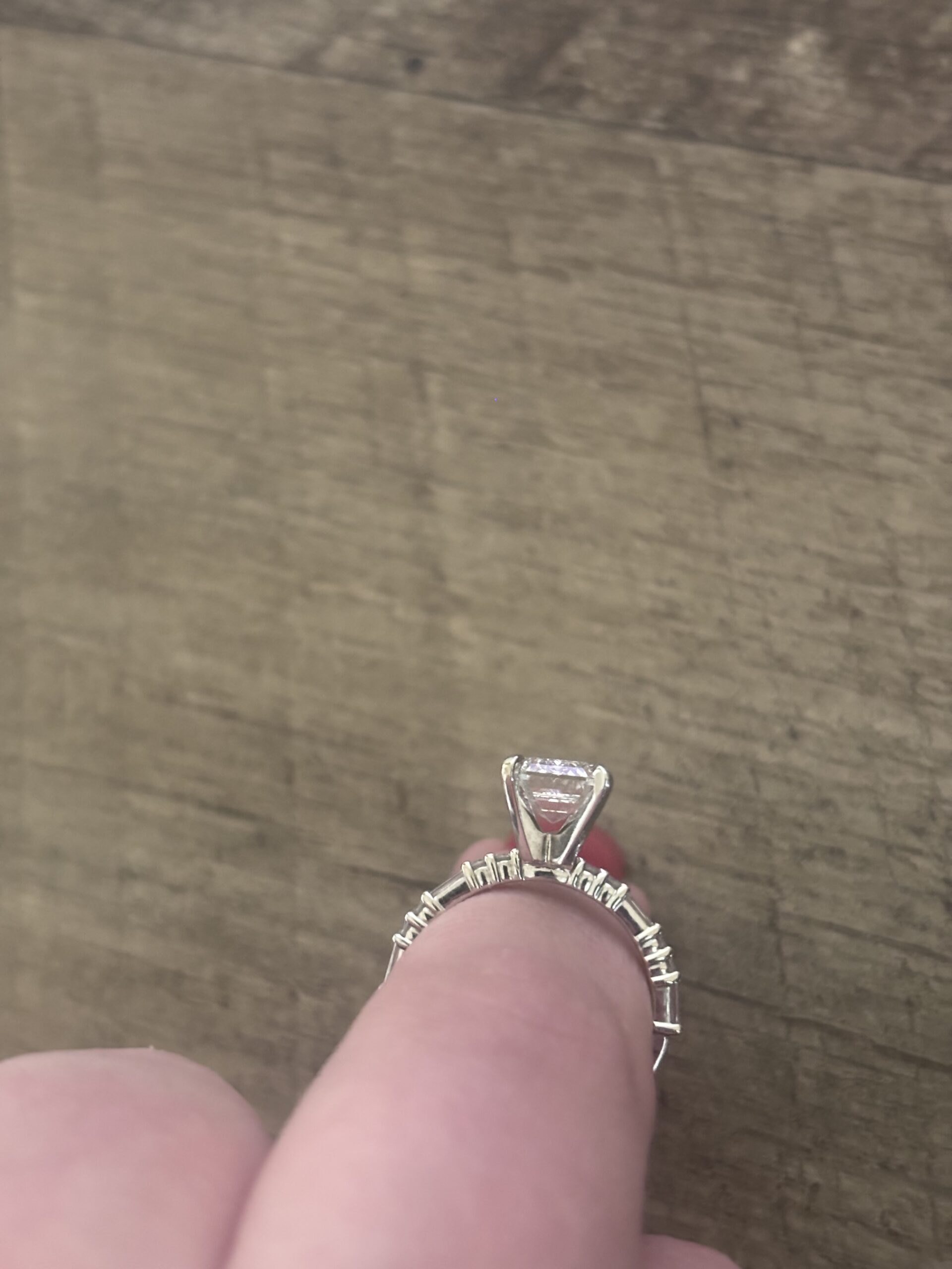 GSI 3.38 Carat F VS2 Emerald Lab Grown Diamond Ring - Image 3