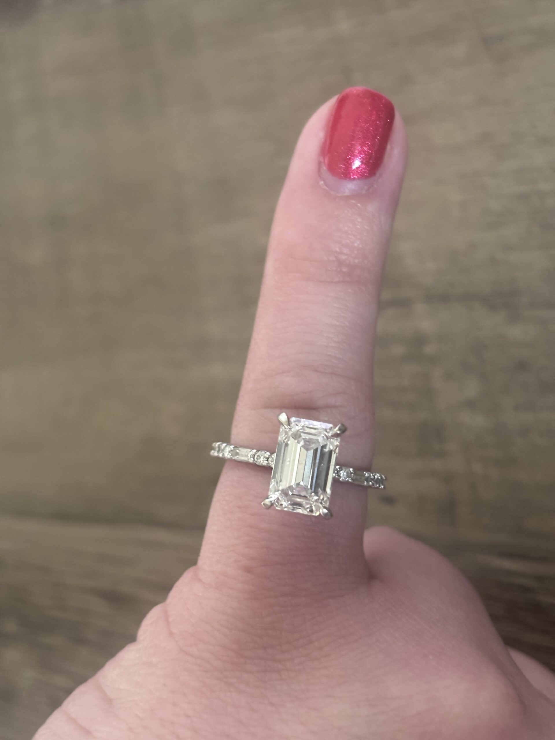 GSI 3.38 Carat F VS2 Emerald Lab Grown Diamond Ring - Image 4