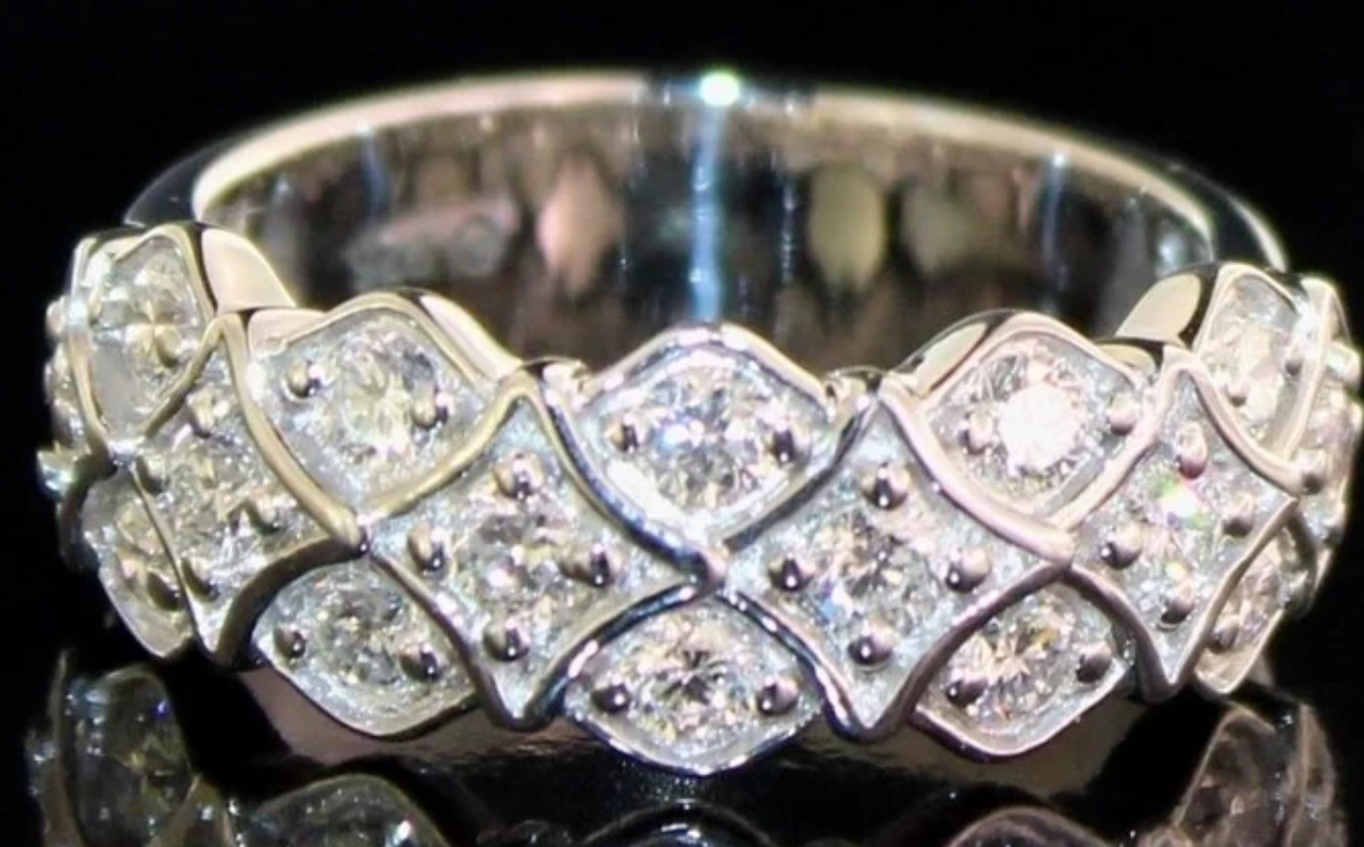 Not Sure/Unknown 1.00 VS2 G Marquise Lab Grown Diamond Ring