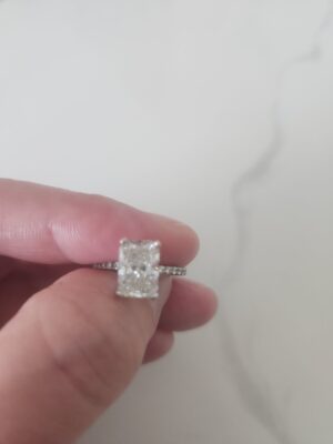 IGI 2.13 Carat I VVS2 Radiant Lab Grown Diamond Loose Diamond