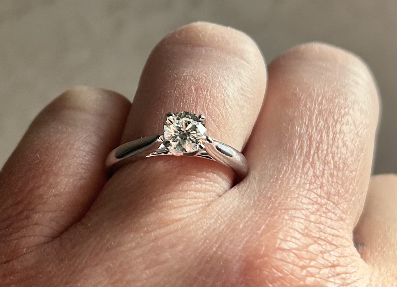 Not Sure/Unknown 0.73 Carat H SI2 Round Natural Diamond Diamond Ring