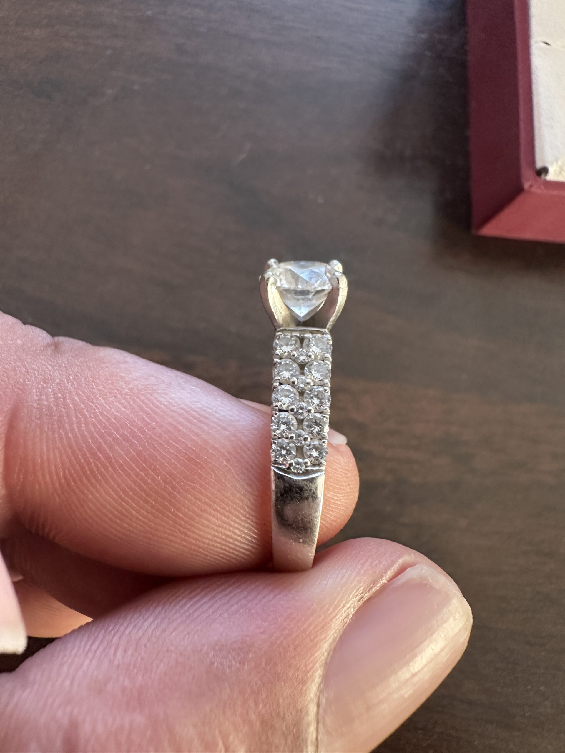 IGI 3.7 Carat D VVS2 Round Lab Grown Diamond Ring - Image 5